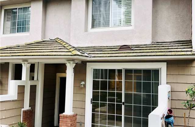 17750 Bronte Road Gallery 3