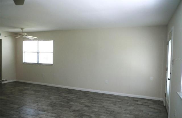 1901 ANDOVER Way Gallery 3