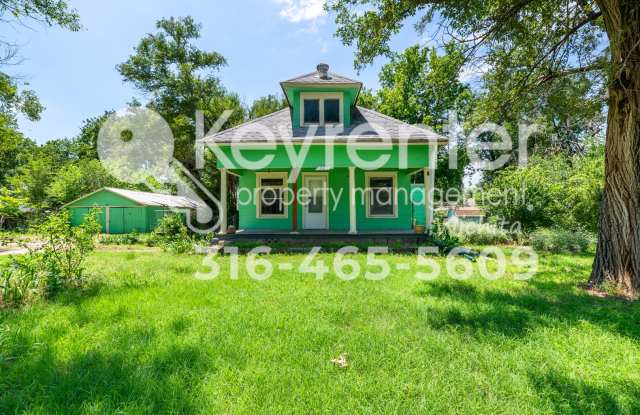 June is free!! Charming 1925 Farm House on 1/3 acre! photos photos June is free!! Charming 1925 Farm House on 1/3 acre! photos photos