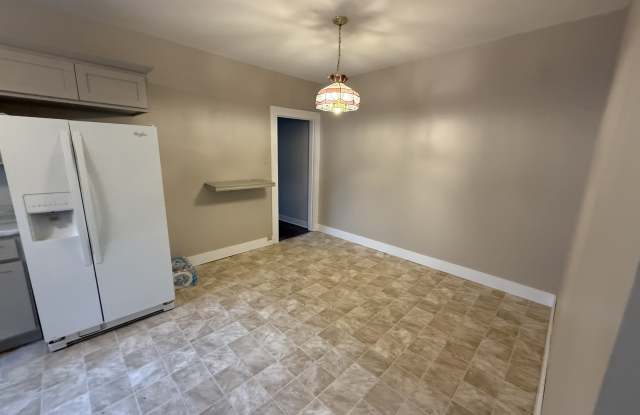 25 Woodrow Ave photos photos