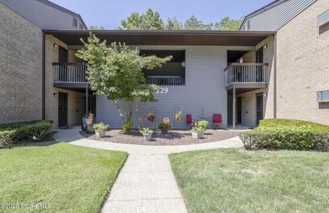 229 Medford Court photos photos