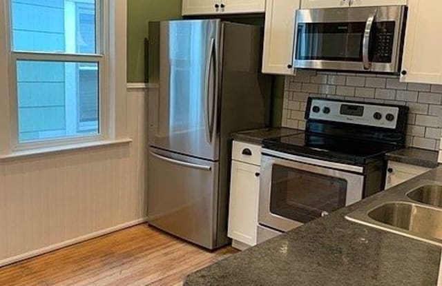 947 Lafayette Avenue - 947 Lafayette Avenue, Buffalo, NY 14209