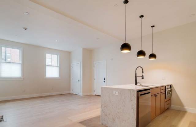 108 Bunker Hill St Gallery 2