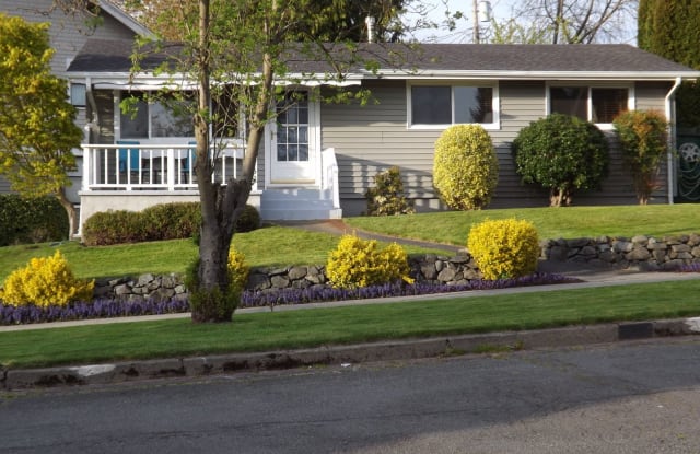 1015 N. Ainsworth Ave - 1015 North Ainsworth Avenue, Tacoma, WA 98403