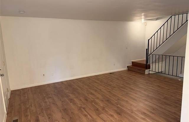 23687 Stonehenge Boulevard Gallery 2