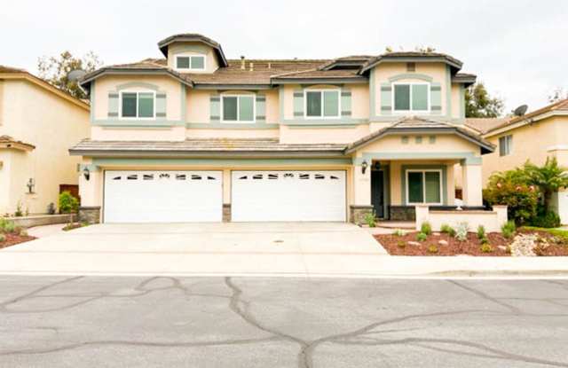 **STUNNING** 8 BEDROOM SOLAR HOME IN GATED COMMUNITY IN MURRIETA! photos photos
