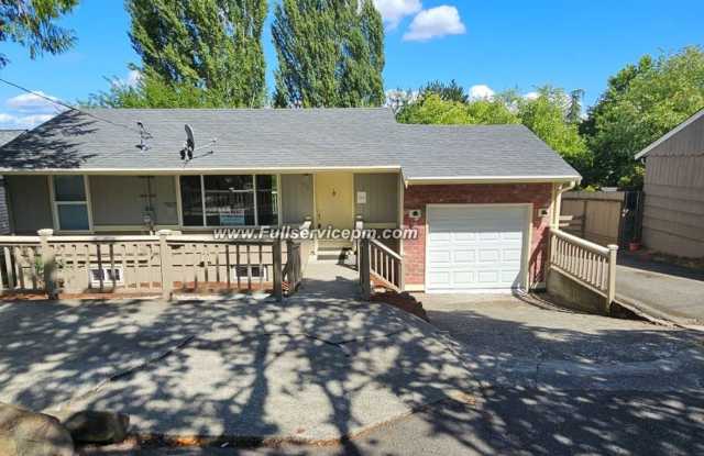 Spacious Fresh updates- Sorry NO PETS - 11030 Roseberg Avenue South, Burien, WA 98168