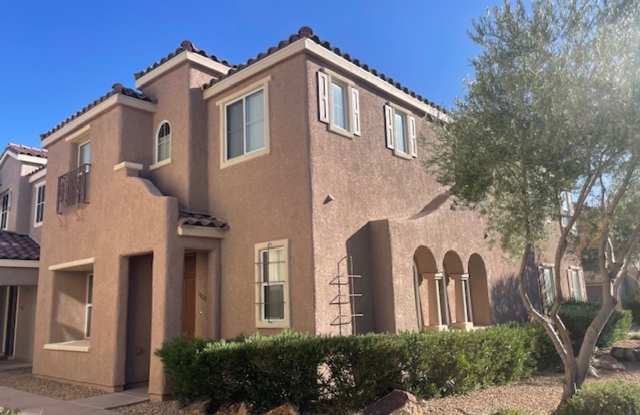FANTASTIC SUMMERLIN WEST HOME!!!! LOCATED BETWEEN DOWNTOWN SUMMERLIN MALL AND RED ROCK CONSERVATION!!!! - 1020 Larkspur Point Court, Las Vegas, NV 89138