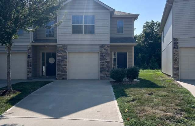 3 Bed | 2.5 Bath | 1 Car Garage Townhome in Grain Valley photos photos