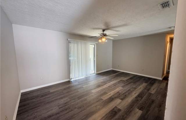 4075 Professional Drive Gallery 2