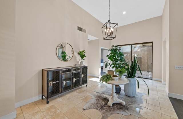 80504 Pebble Beach Gallery 4