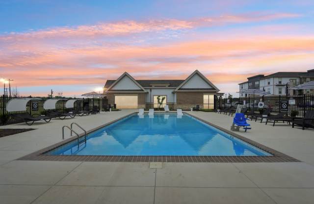 Riley Crossing at Gateway Park Apartments photos photos