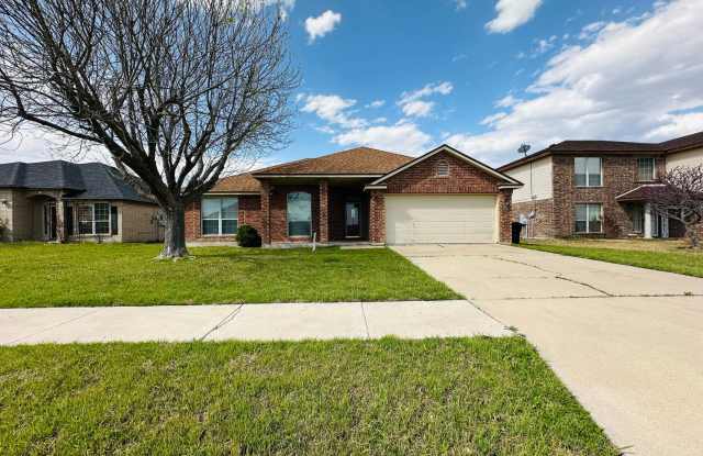 Saegert Ranch Gem!!! photos photos