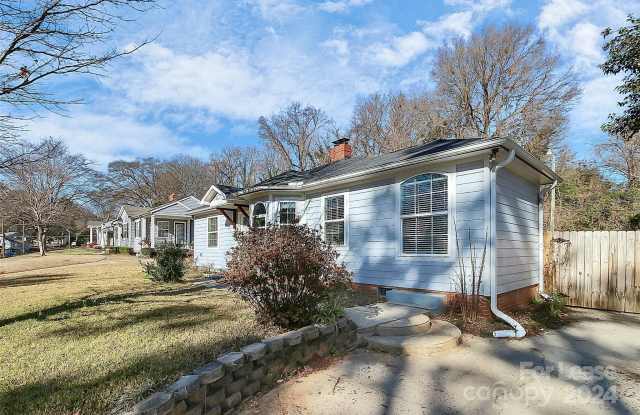 2574 Brentwood Place Gallery 3