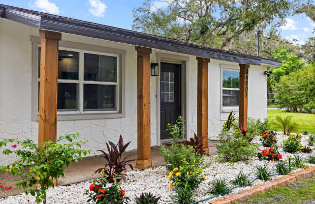 34807 Evergreen Way Gallery 1