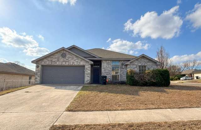 3-Bedroom House for Rent in Killeen, TX - 2402 Simone Drive, Killeen, TX 76543