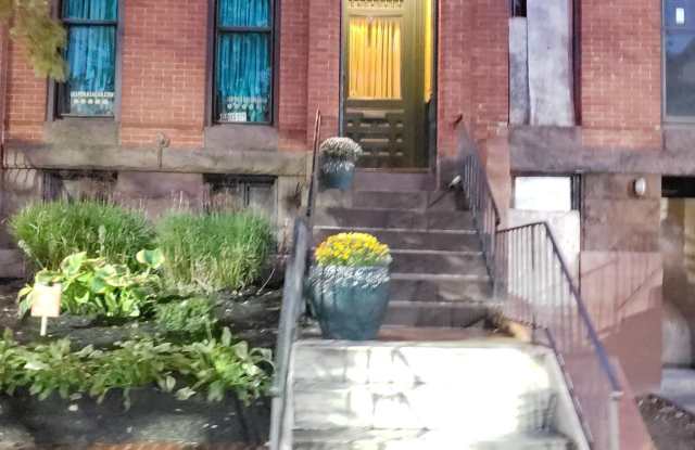 2412 CHARLES N unit: 1 photos photos