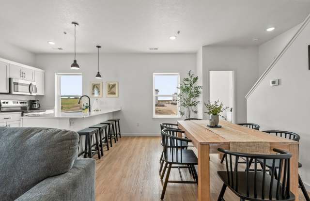 Twin Oaks Apartments Gallery 4