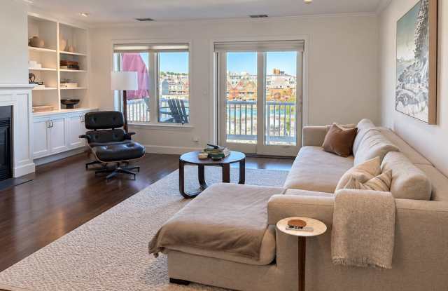 Waterfront Condo at 108 Chandlers Wharf | Portland, Maine Gallery 4
