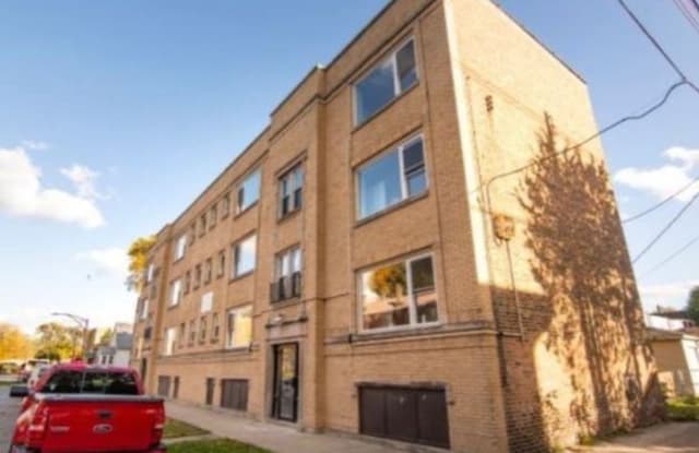 1149 E 72nd St 2 - 1149 East 72nd Street, Chicago, IL 60619