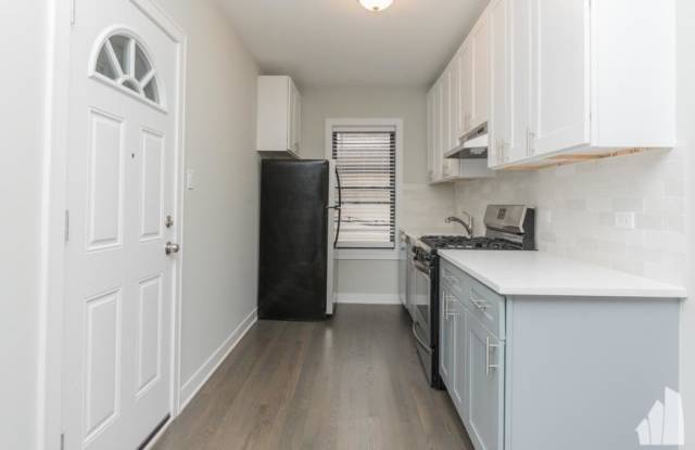 5131 N Wolcott Gallery 2