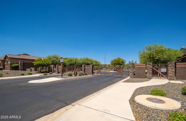 9752 W Rowel Road Gallery 2