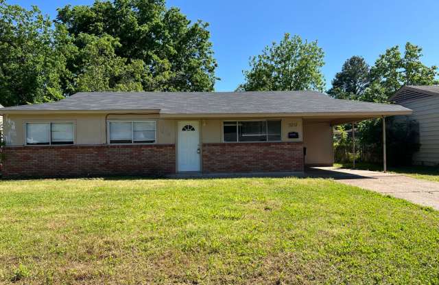Cute 3 bedroom, 1 Bathroom in South Bossier - 3212 Galaxy Drive, Bossier City, LA 71112