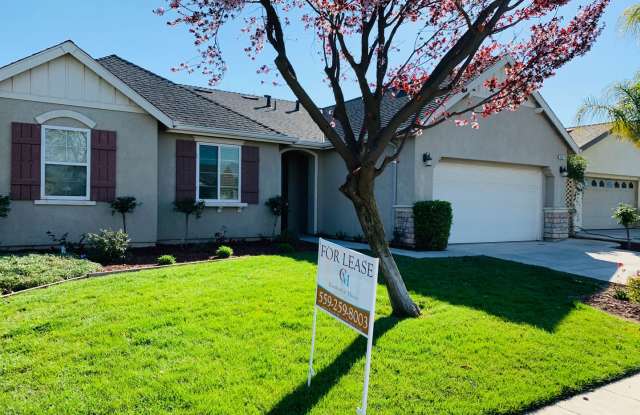 Coming up FOR SALE! Like New Super clean 3/2 West Fresno single story in Central Unified photos photos