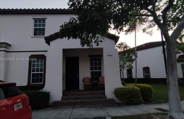 9500 SW 171st Ave - 9500 Southwest 171st Court, The Hammocks, FL 33196