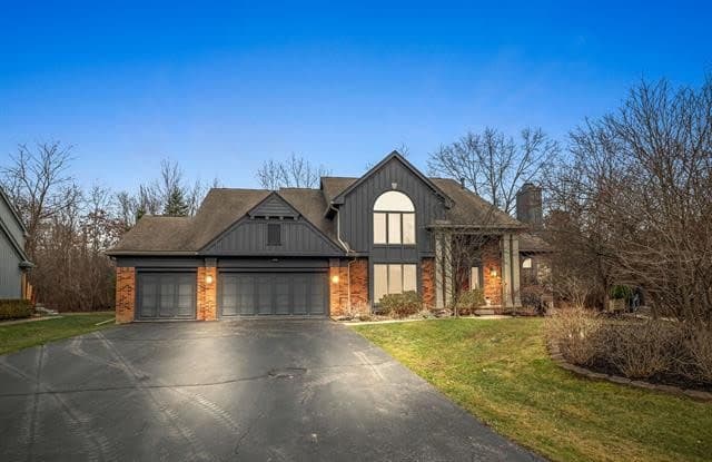 4856 PANORAMA Circle - 4856 Panorama Circle, Oakland County, MI 48323