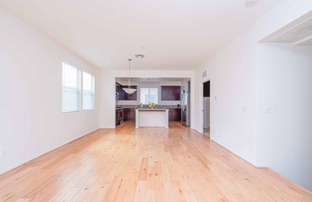 4 Bedroom  2 Bathroom photos photos