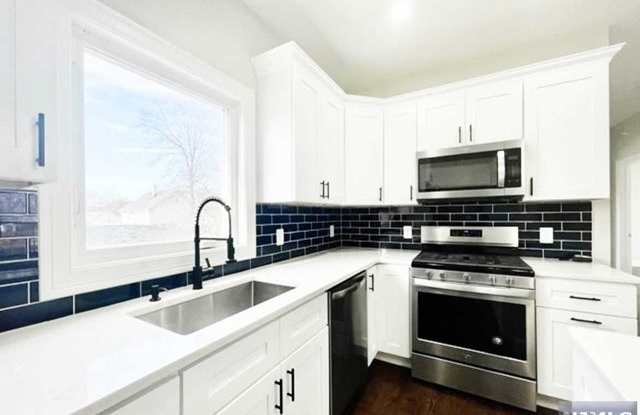 210 South Prospect Avenue - 210 South Prospect Avenue, Bergenfield, NJ 07621