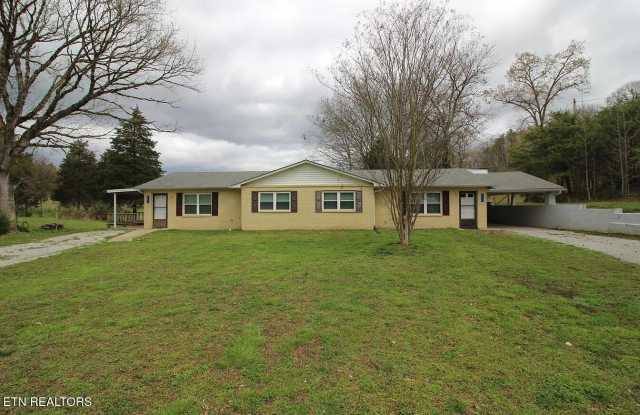 611 Laurel Bluff Rd photos photos