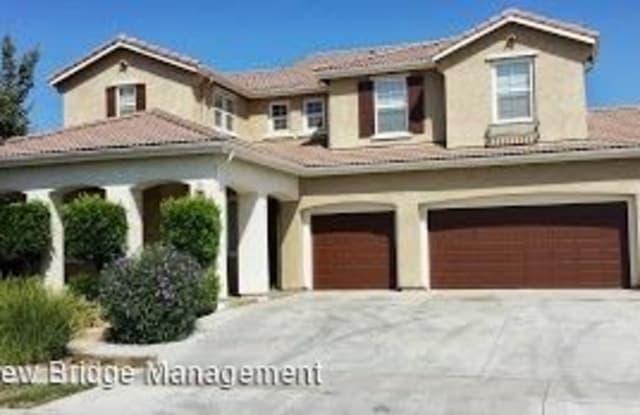 1017 Calvinson Parkway - 1017 Calvinson Parkway, Patterson, CA 95363