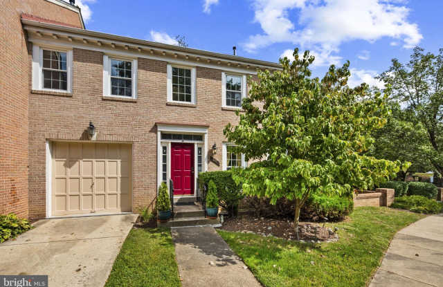 7401 CRESTBERRY LANE - 7401 Crestberry Lane, Potomac, MD 20817