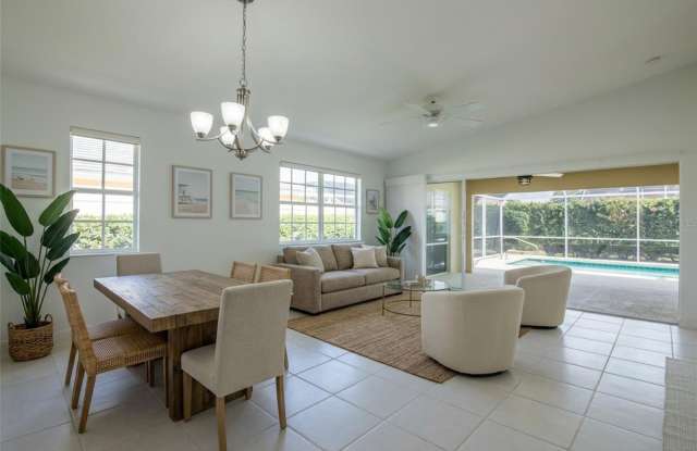 8876 ESTEPONA Court Gallery 4