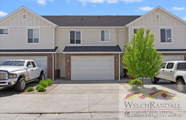 Beautiful 3 Bed 2.5 Bath Townhome in West Haven photos photos