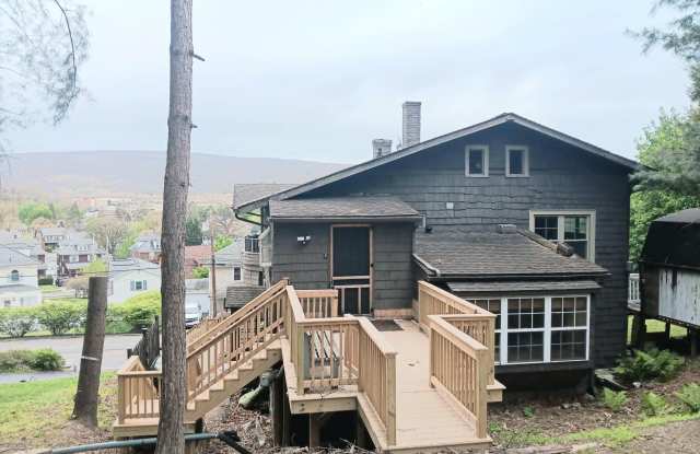 106 Ruskin Drive photos photos
