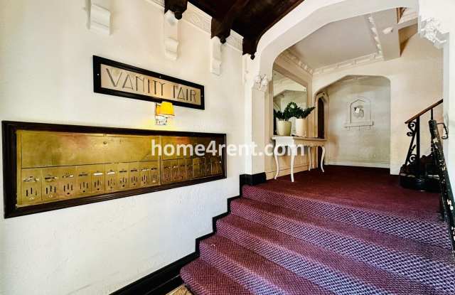 Luxury Condo Living Near the Country Club Plaza! Gallery 4