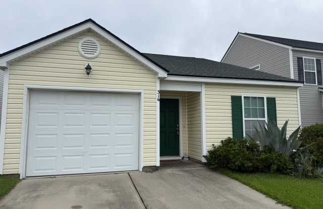 316 Salkahatchie Street — Lakes of Summerville Gallery 1