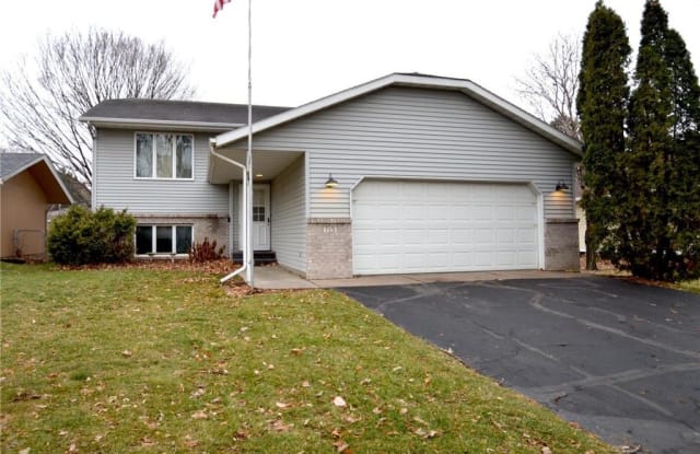 715 4th Avenue N - 715 4th Avenue North, Sauk Rapids, MN 56379