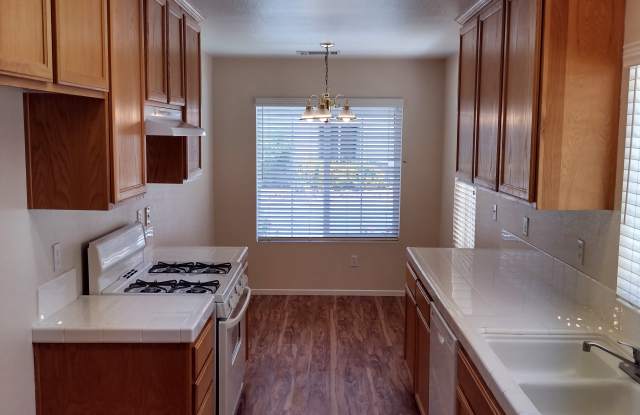 11541 Park Ln Gallery 4