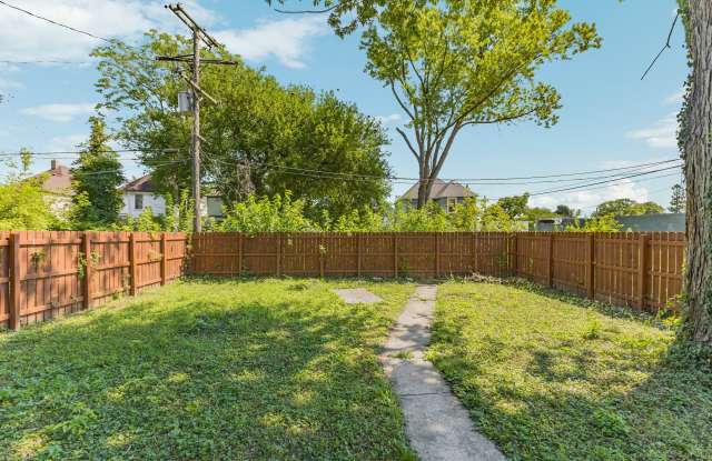 3736 Iroquois Street Gallery 3