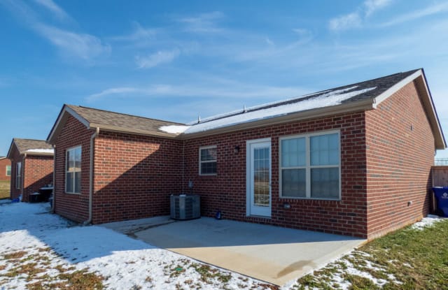 802 S. Old Sevierville Pike - 1 Gallery 2