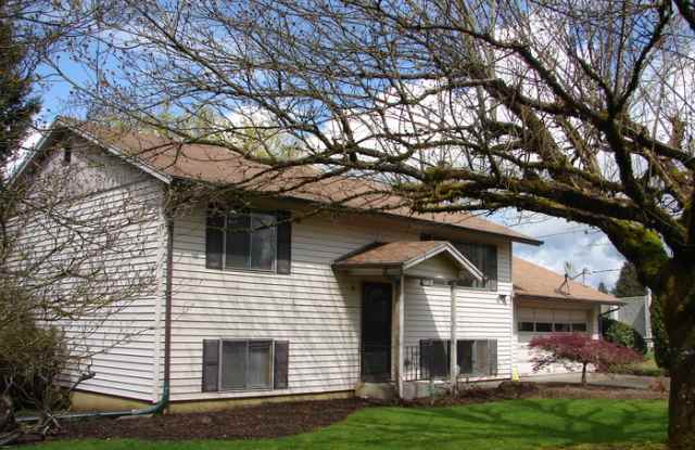 12320 Northeast 18th Avenue photos photos