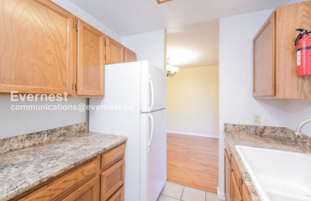 3535 Spring Creek Place Gallery 4