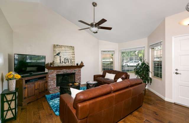 1410 Westwood Pl Gallery 3
