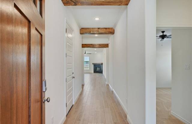3709 Lamar Hollow Court Gallery 2