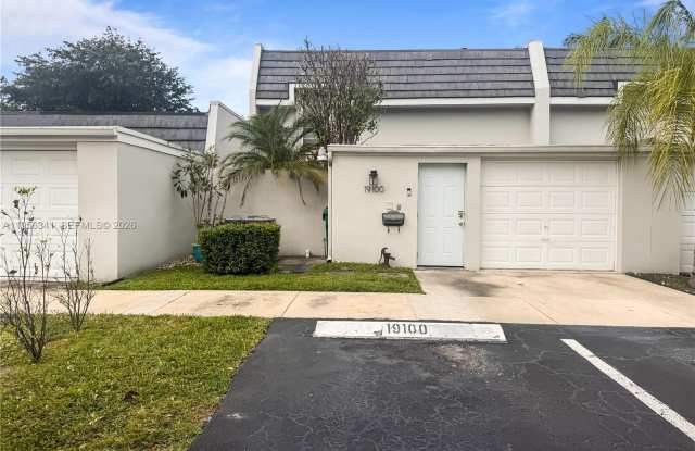 19100 Bobolink Dr photos photos