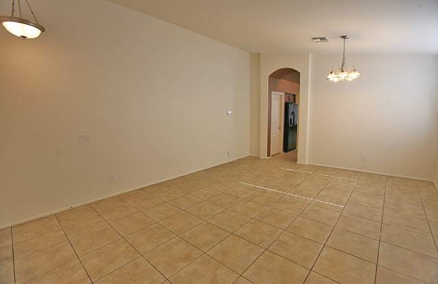 9902 W Melinda Ln Gallery 2